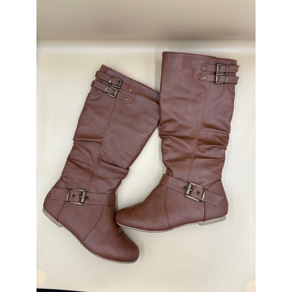 Woman's Knee-High Brown Boots Shoes Size 9